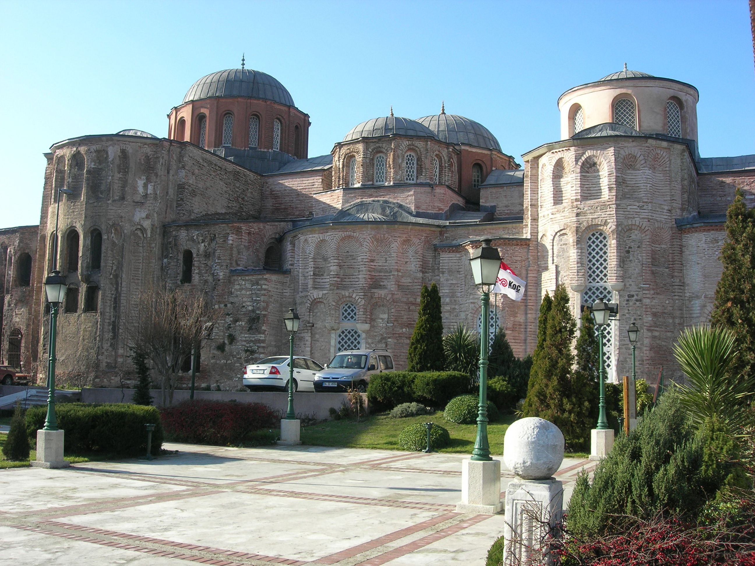 Зерјек Цамили манастир претворен у џамију