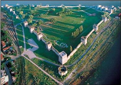 Смедеревска тврђава. 1459. г. Турци је заузели и Србију заузели