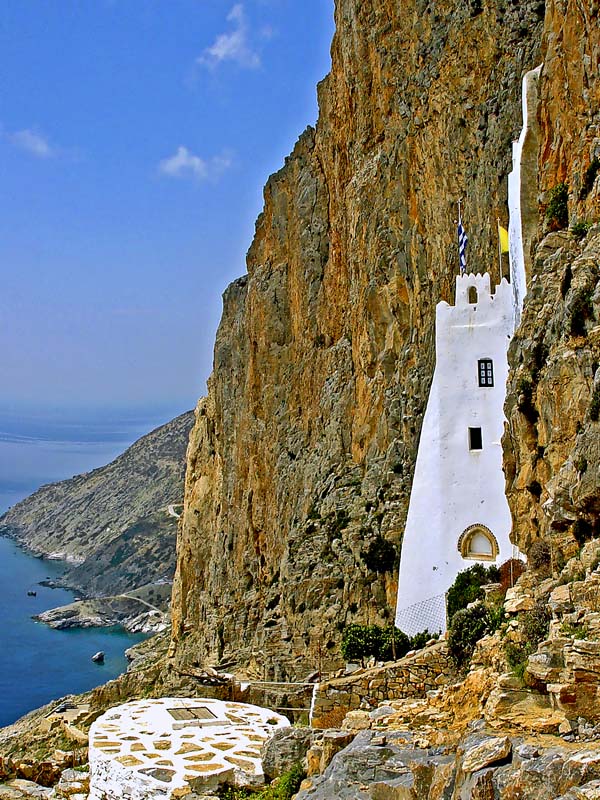 monastery-of-panagia-chozoviotissa-is