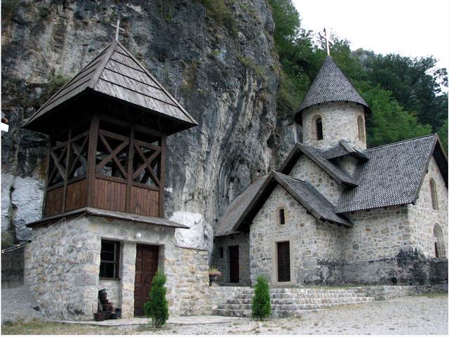 Србија - манастир Куманица