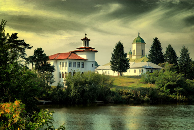 Biserica Manastirii Cernica si casa Sf. Calinic