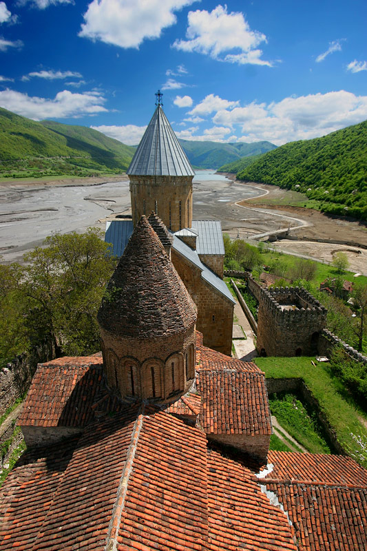 Ананури, Грузија