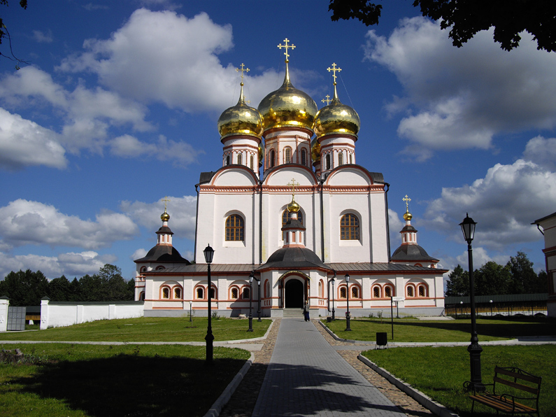 Иверскиј манастир, Русија